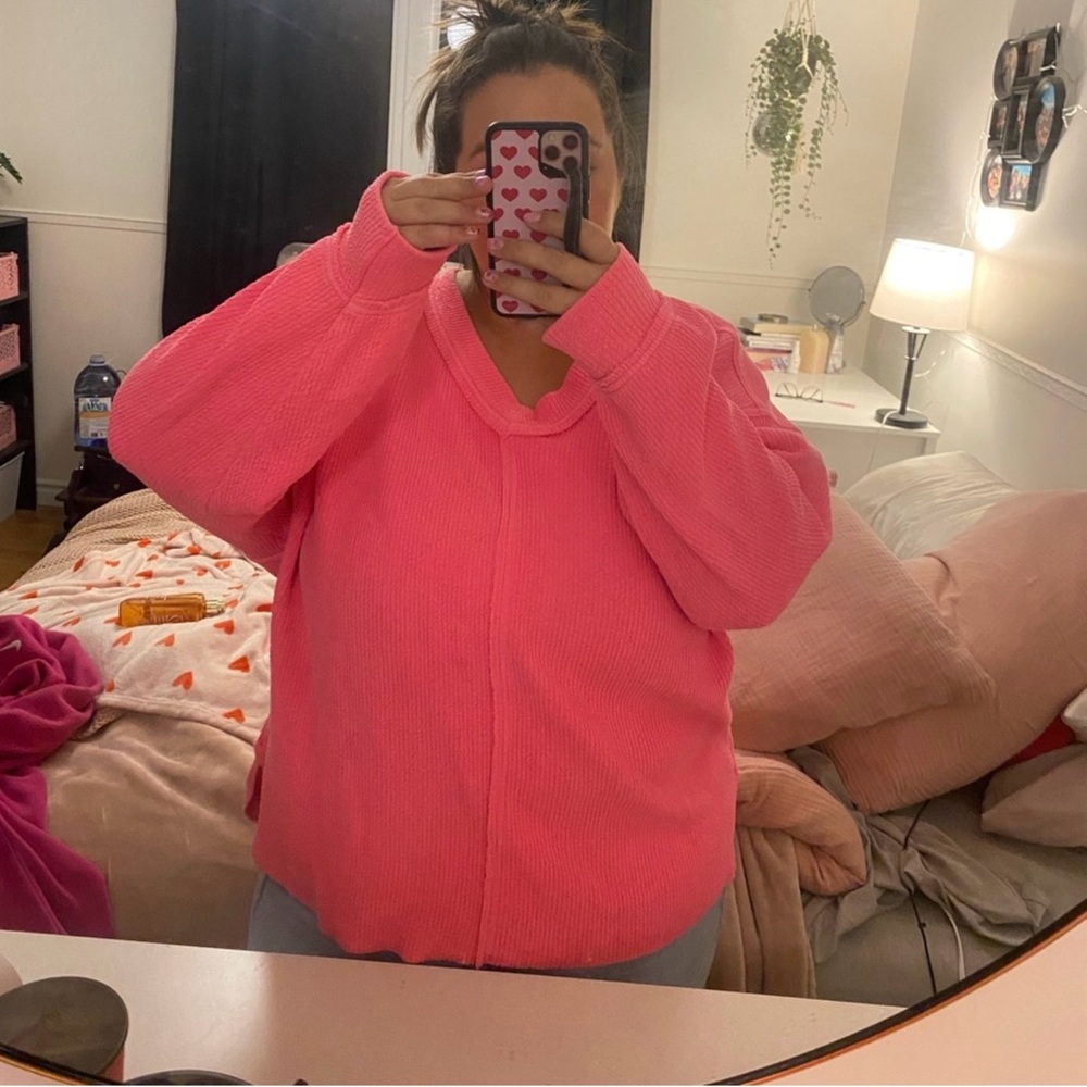 aerie
💖Vneck bright pink waffle top AERIE💖